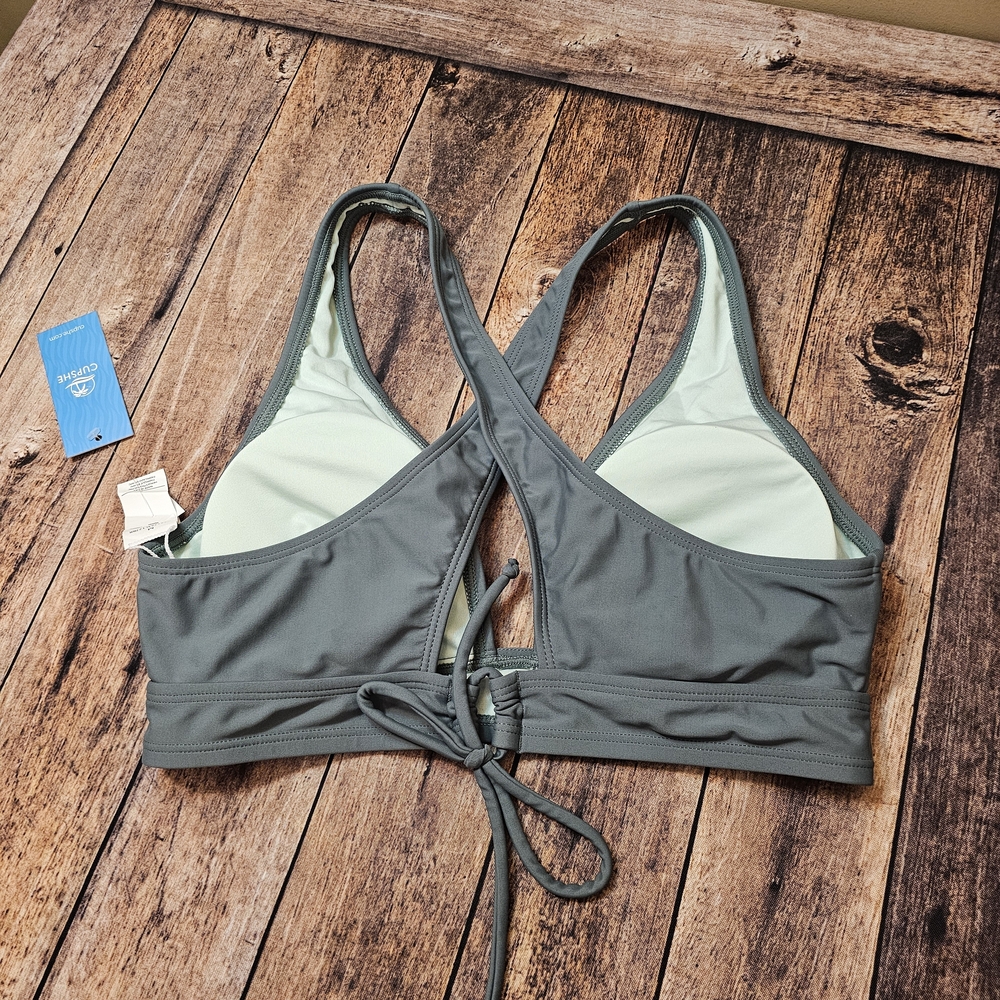Cupshe Bikini Top V neck Triangle Top Wide Straps Size Med - Picture 4 of 6